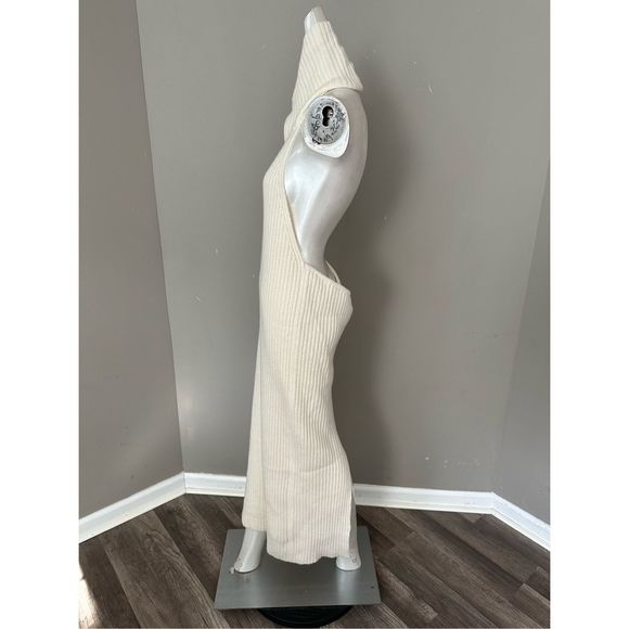 Piece of White Estelle Wool Halter Sweaterdress - Picture 7 of 10